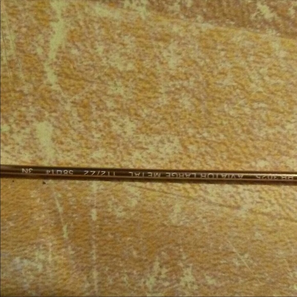 Women’s Ray Ban Aviators - Picture 3 of 4